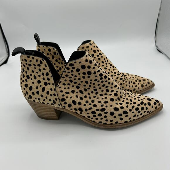 Dolce Vita‎ Booties 9.5 Calf Hair Dalmatian Spot Pointed Toe Ankle Boots 2" Heel - Picture 3 of 13